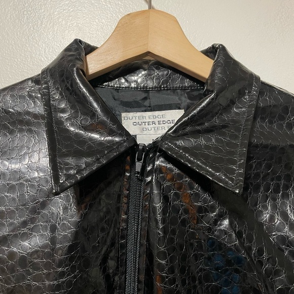 Outer Edge Black Crocodile-Pattern  PU Jacket – Medium - Picture 5 of 10